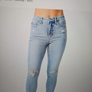 NWT Judy Blue Jeans "Andrea" Light Blue Mid-Rise Size 7